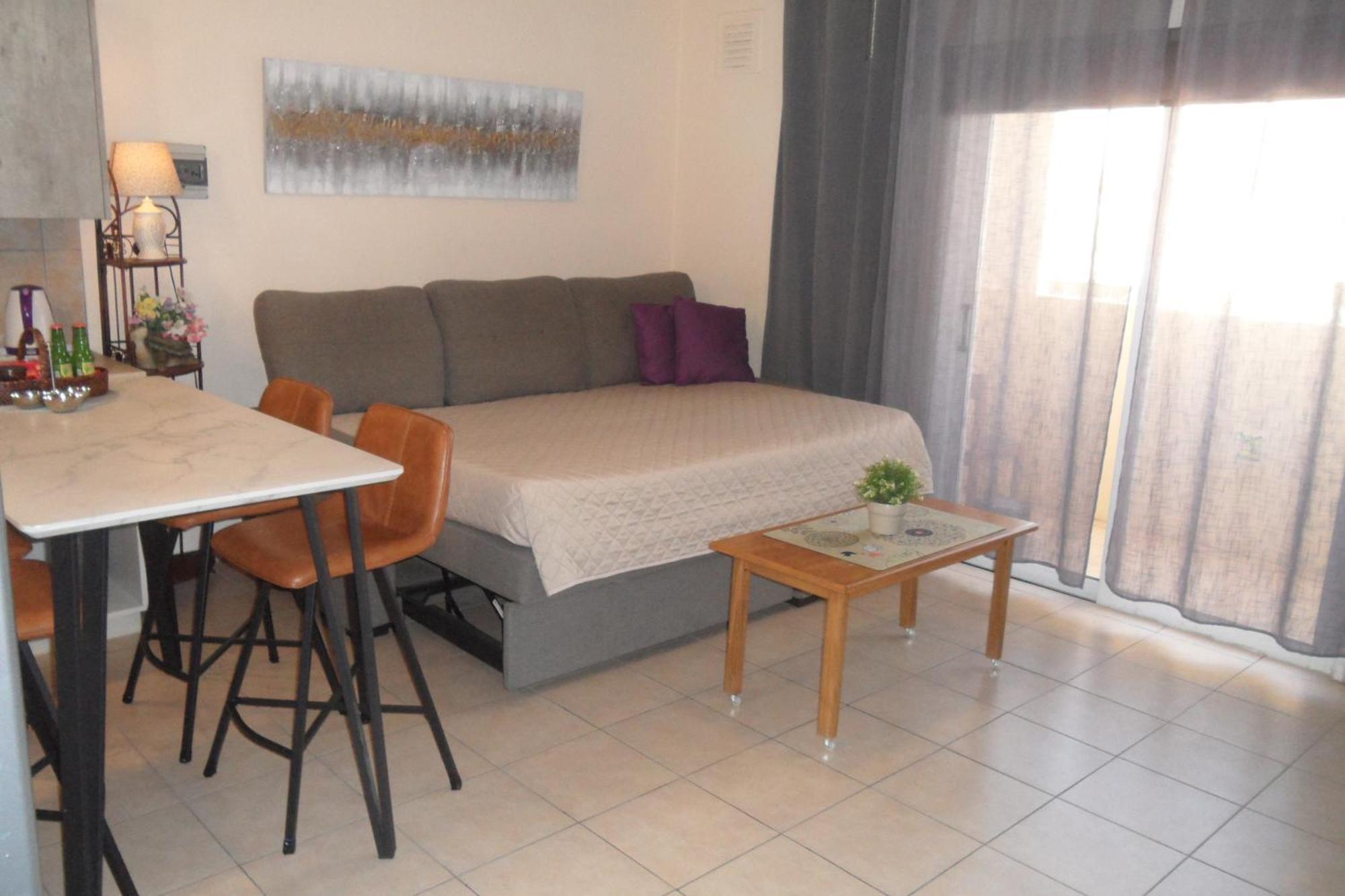 Family And Friends Flat Close To The Sea, Free Internet アヤナパ エクステリア 写真