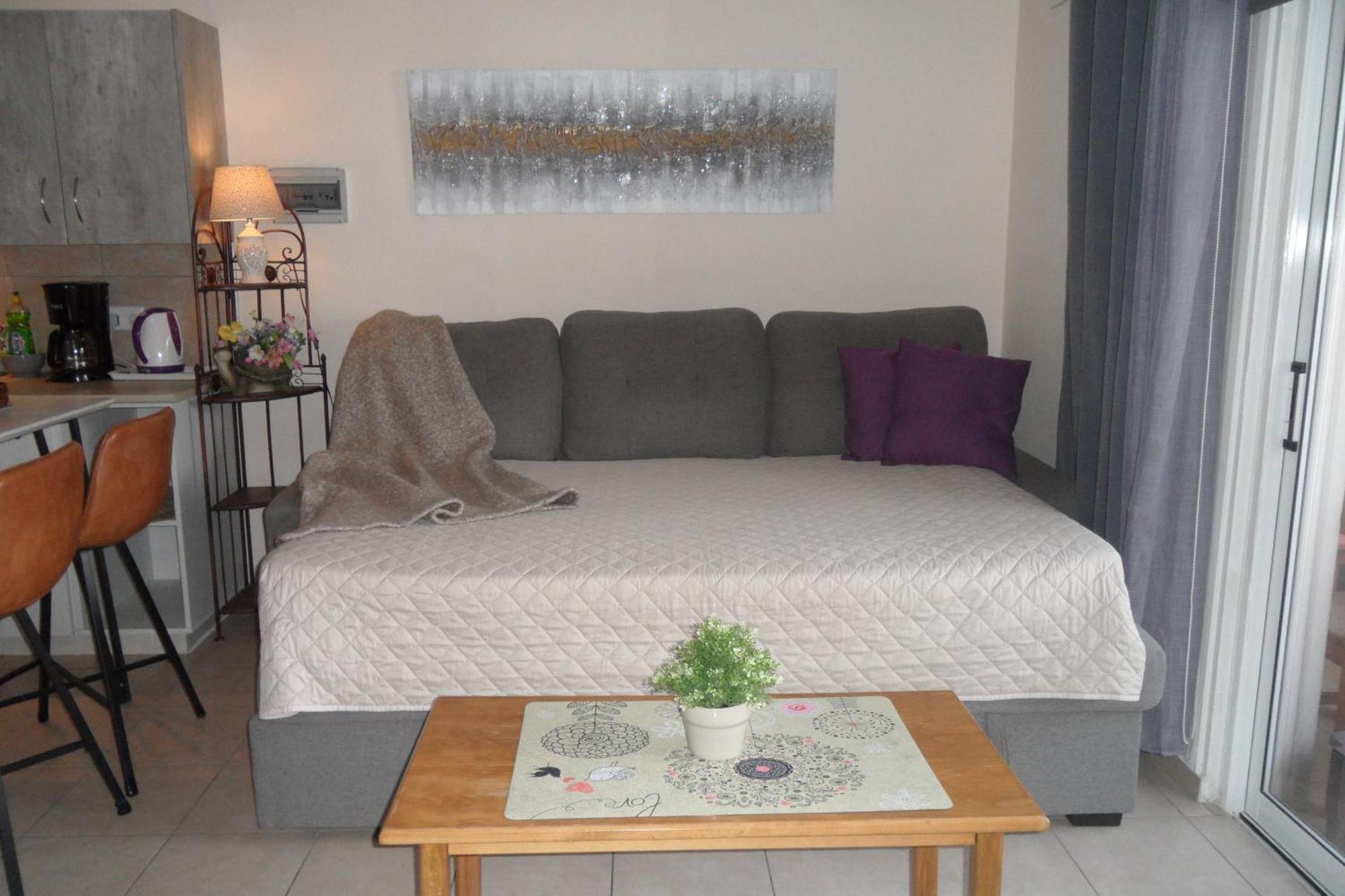Family And Friends Flat Close To The Sea, Free Internet アヤナパ エクステリア 写真