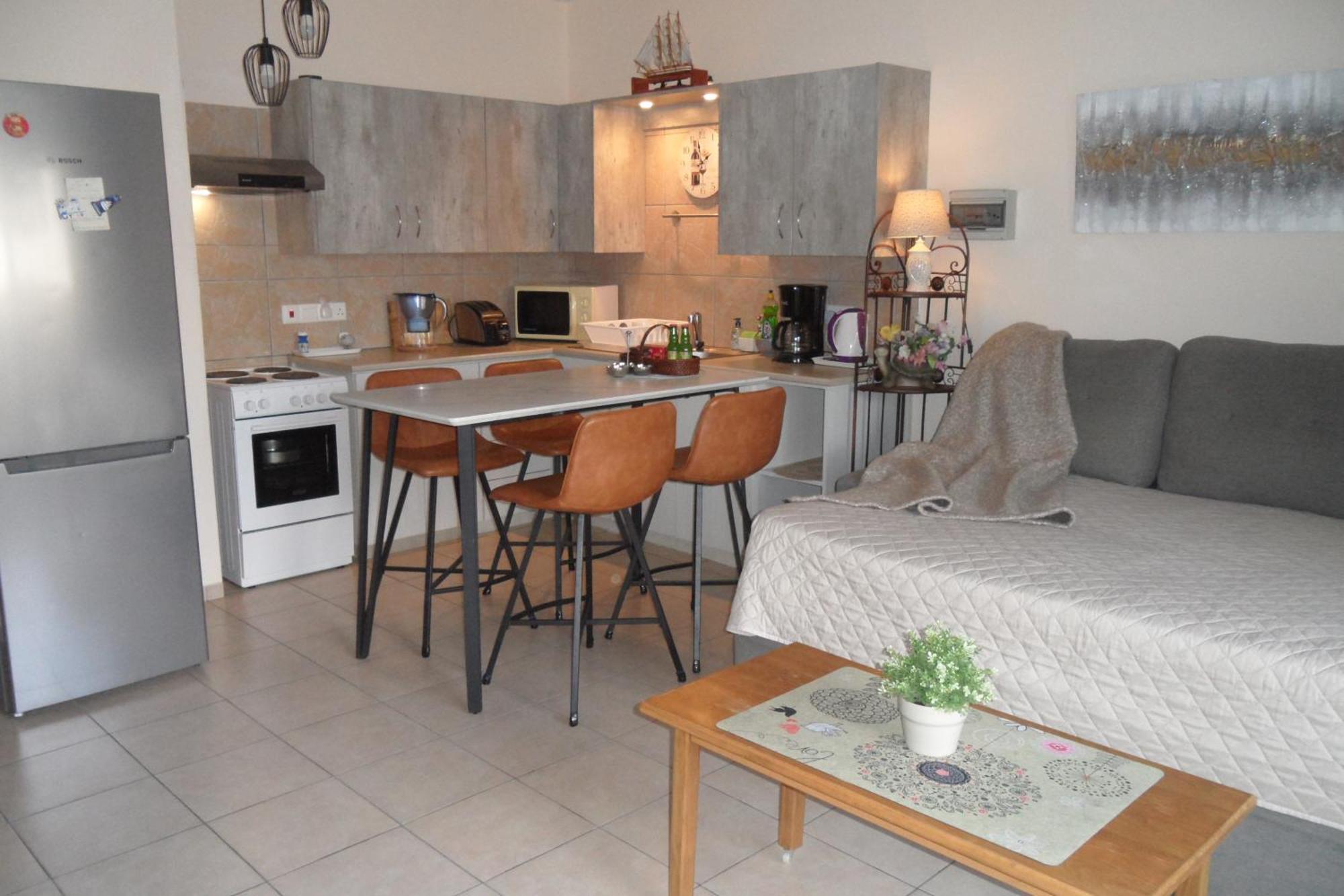 Family And Friends Flat Close To The Sea, Free Internet アヤナパ エクステリア 写真
